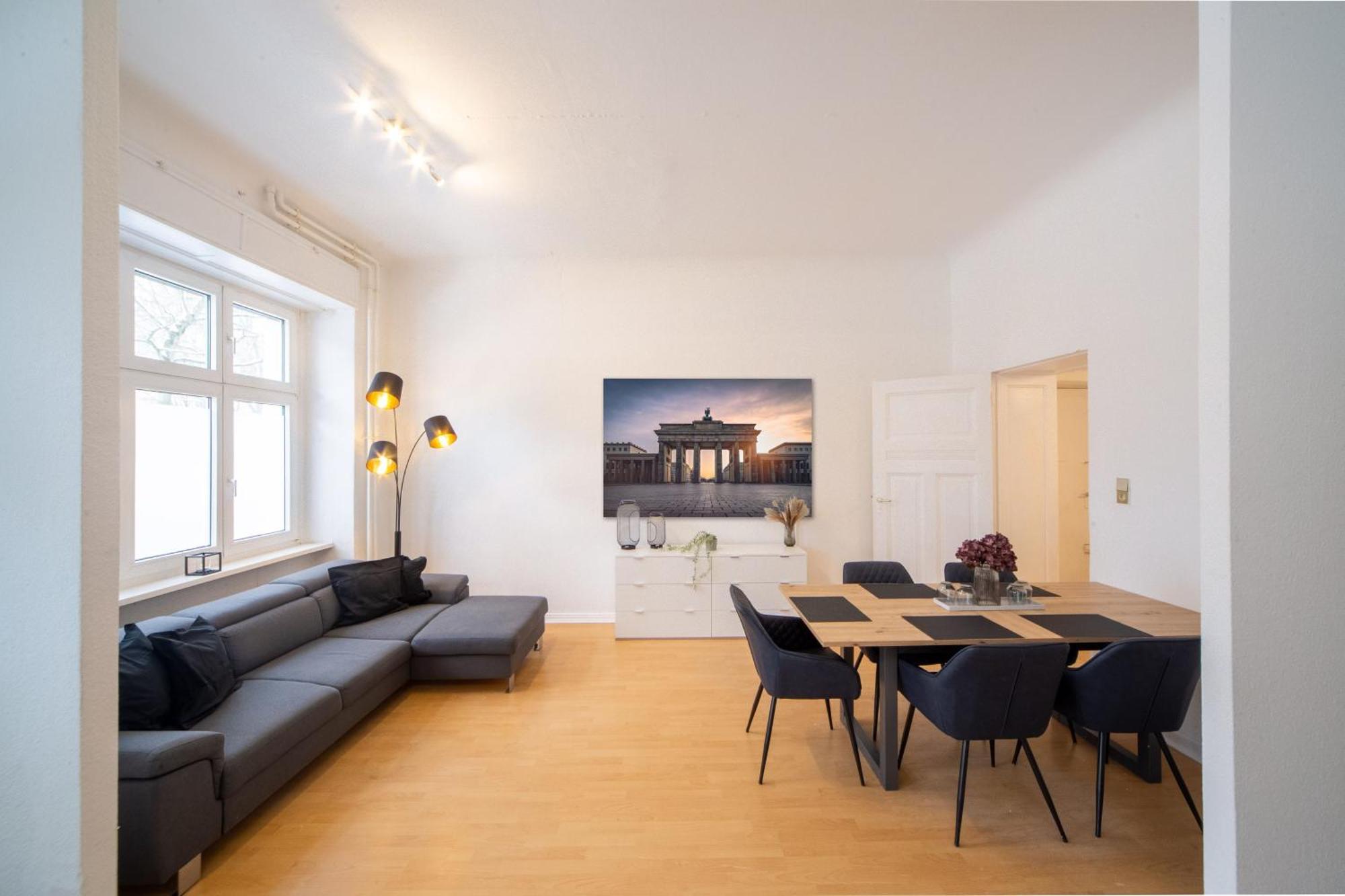 Апартаменты Massagesessel, King-Sized Bed, Billardtisch, 2 Couches Берлин Экстерьер фото