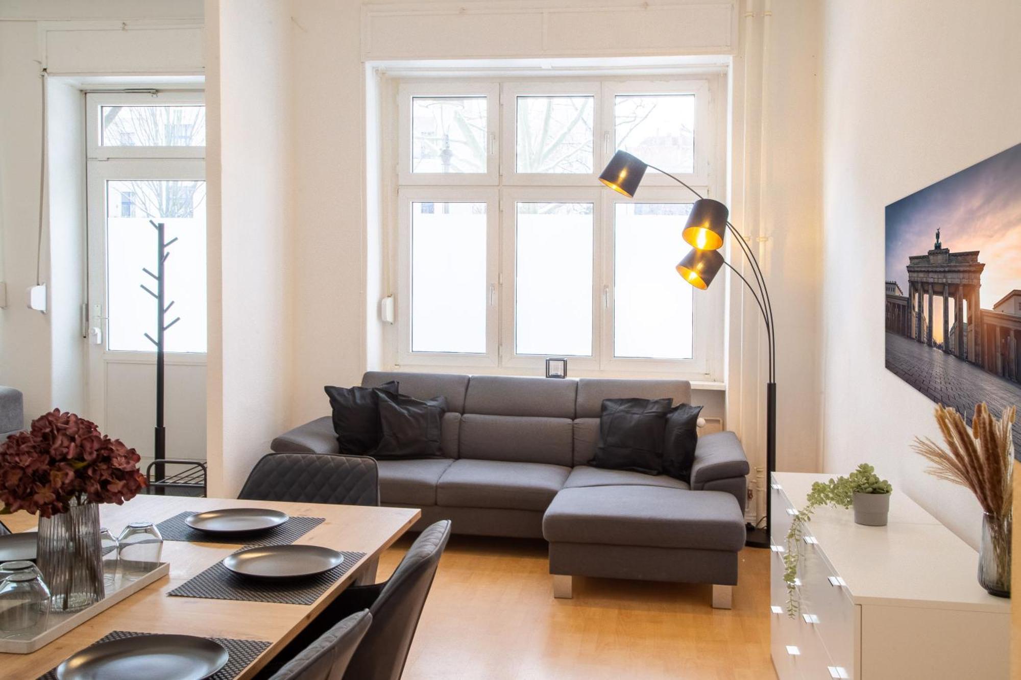 Апартаменты Massagesessel, King-Sized Bed, Billardtisch, 2 Couches Берлин Экстерьер фото